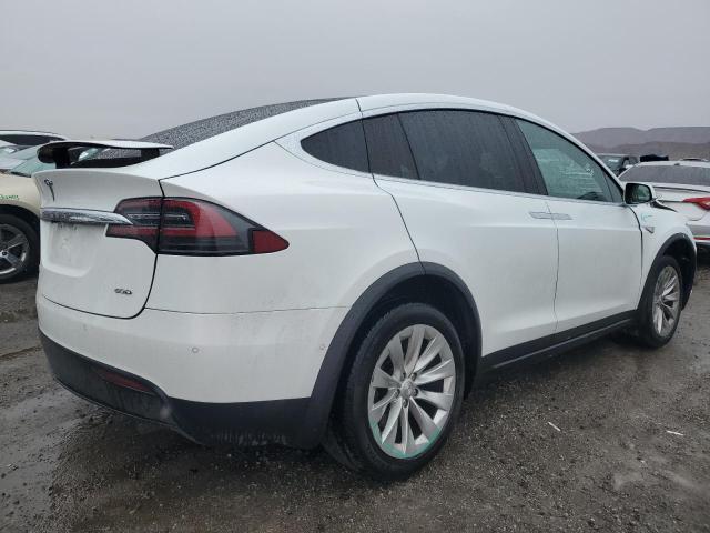 Изображение 3 2016 TESLA MODEL X  2016 с VIN 5YJXCBE26GF016257