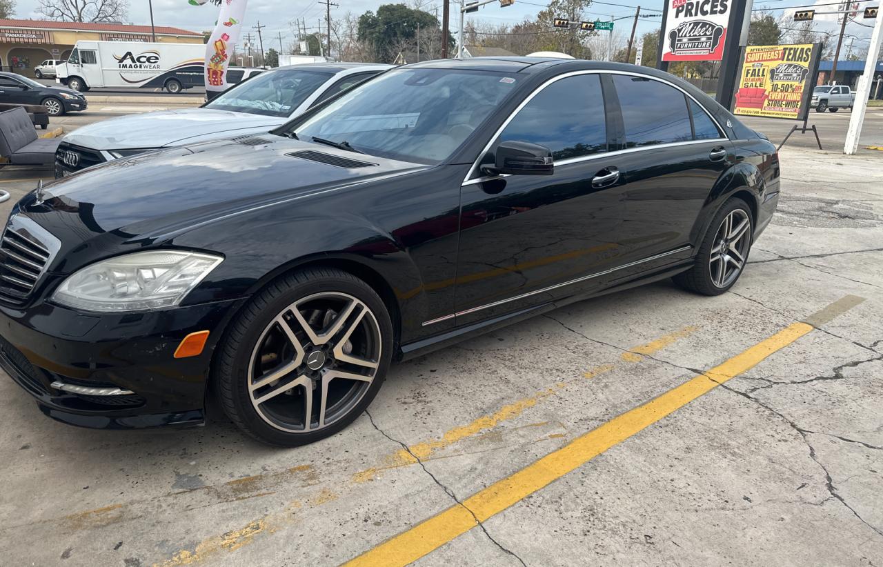 Image 2 of 2013 MERCEDES-BENZ S 550 2013 with VIN WDDNG7DB7DA537606