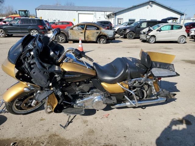 Image 3 of 2017 HARLEY-DAVIDSON FLTRU  2017 with VIN 1HD1KGD17HB603861