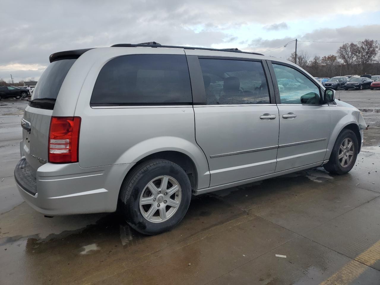 Obraz 3 z 2010 CHRYSLER TOWN & COUNTRY TOURING 2010 z VIN 2A4RR5D1XAR193630