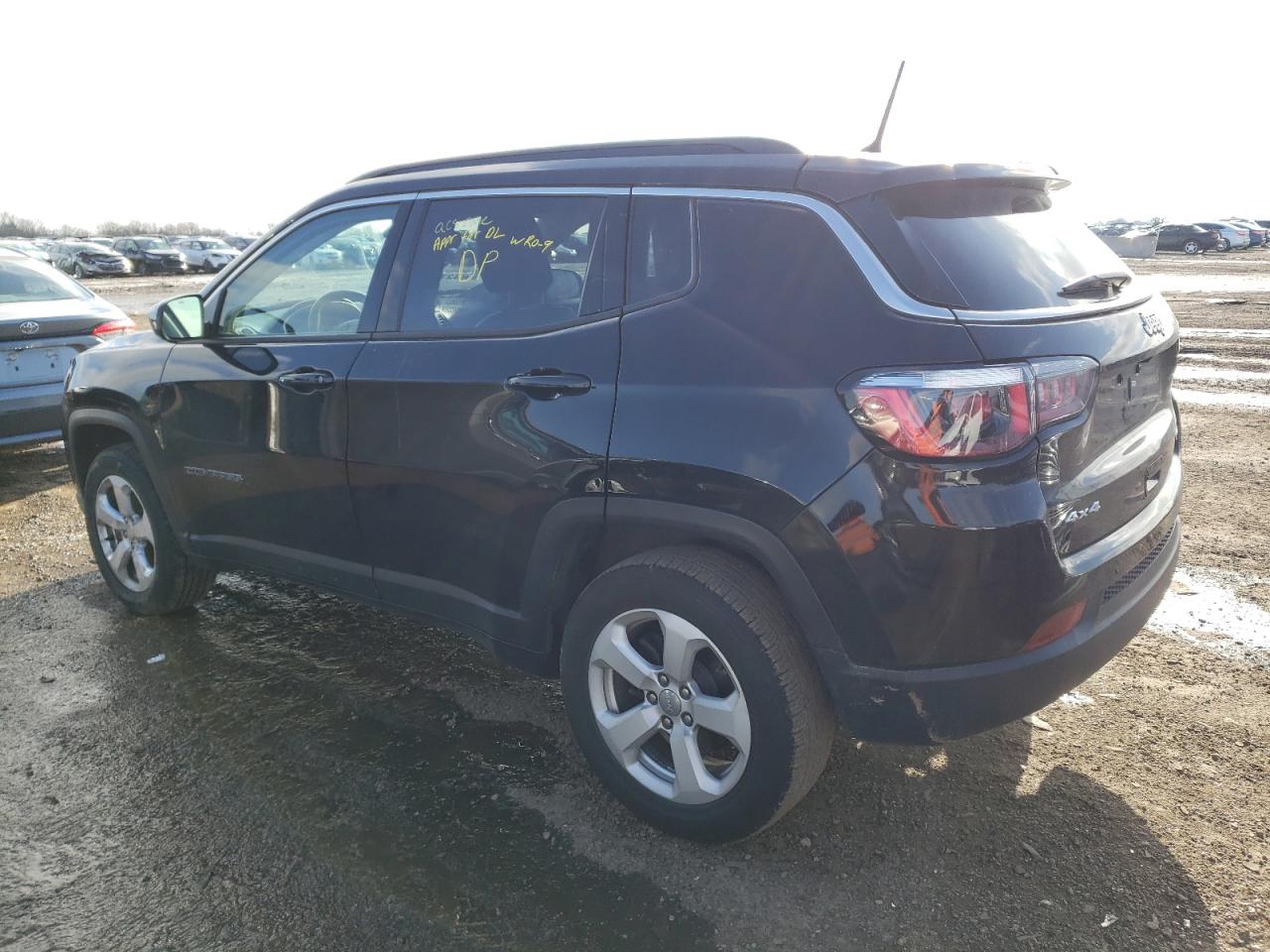 Image 2 of 2018 JEEP COMPASS LATITUDE 2018 with VIN 3C4NJDBB8JT436723