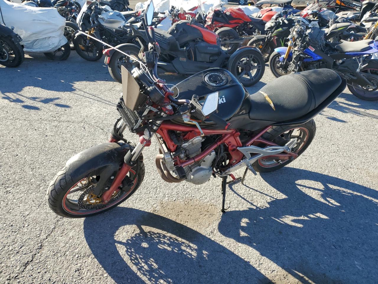 Obraz 2 z 2006 KAWASAKI EX650 A6F 2006 z VIN JKAEXEA136A006636