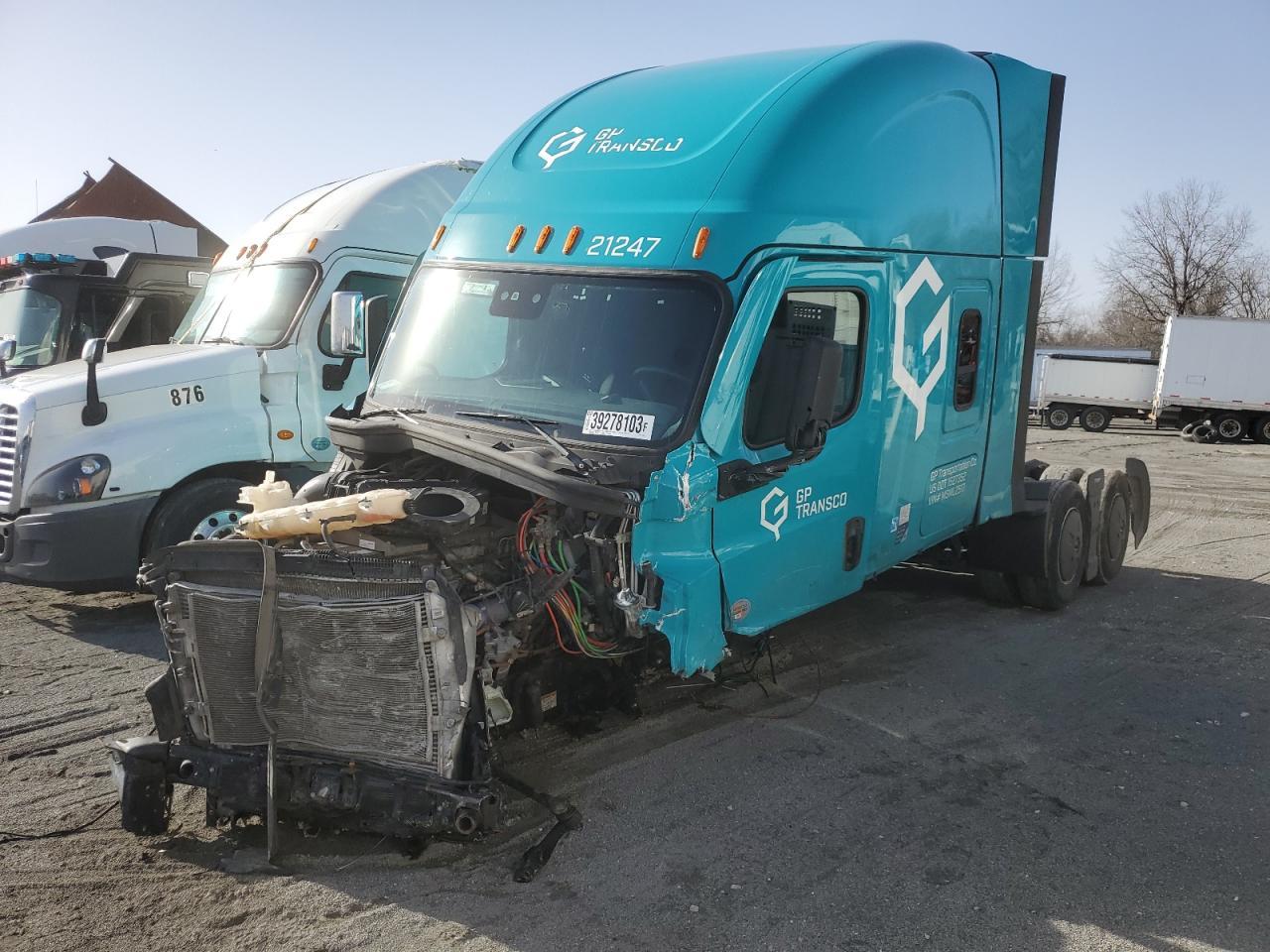 Image 2 of 2021 FREIGHTLINER CASCADIA 126  2021 with VIN 3AKJHHDR6MSML2517