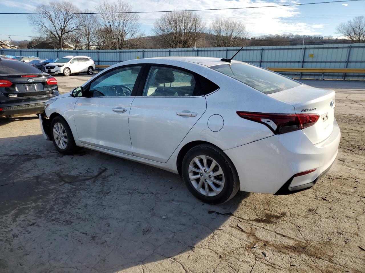 Image 2 of 2022 HYUNDAI ACCENT SE 2022 with VIN 3KPC24A61NE160713