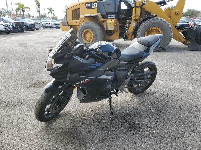 Image 2 of 2018 SUZUKI GSX250R  2018 with VIN LC6DN11A8J1101777