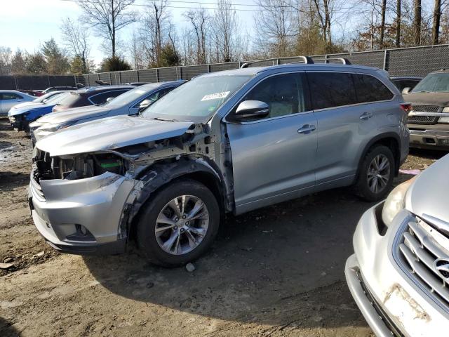 Obraz 1 z 2015 TOYOTA HIGHLANDER XLE 2015 z VIN 5TDJKRFH0FS149255
