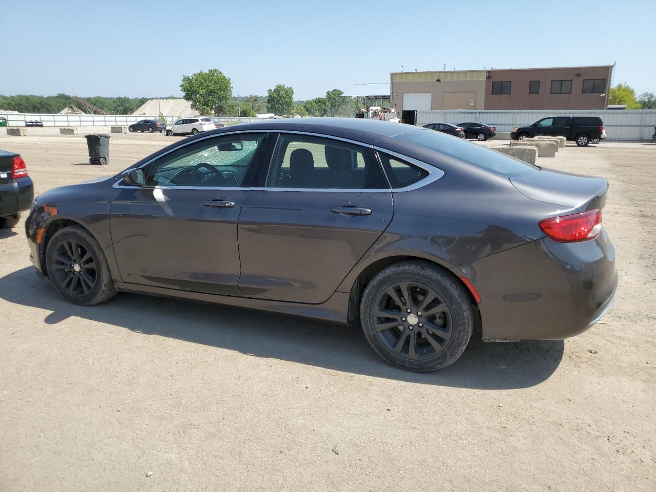 Obraz 2 z 2015 CHRYSLER 200 LIMITED 2015 z VIN 1C3CCCAB6FN698152