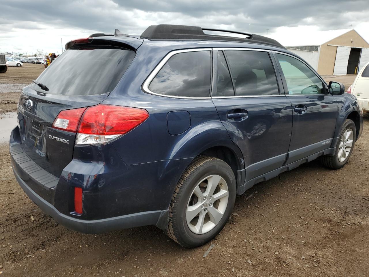 Изображение 3 2014 SUBARU OUTBACK 2.5I PREMIUM 2014 с VIN 4S4BRCCC8E3212426
