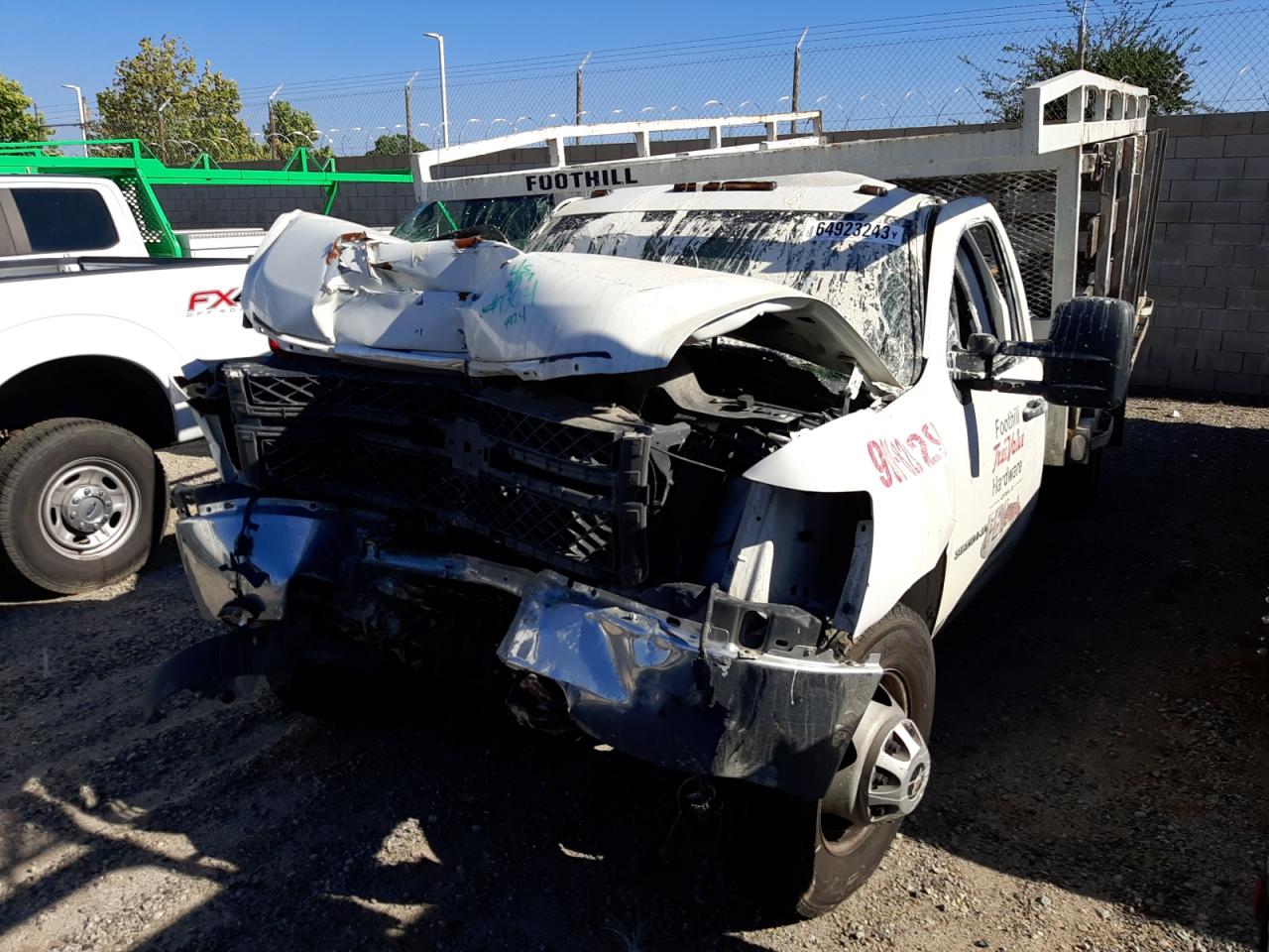 Изображение 1 2014 CHEVROLET SILVERADO C3500 2014 с VIN 1GB3CZCG1EF114924