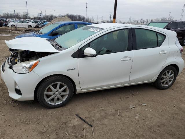 2014 TOYOTA PRIUS C  2014 image