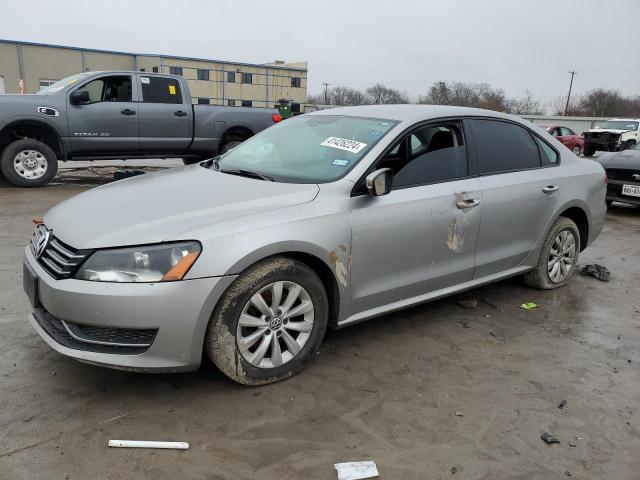 Изображение 1 2013 VOLKSWAGEN PASSAT S 2013 с VIN 1VWAH7A32DC029127
