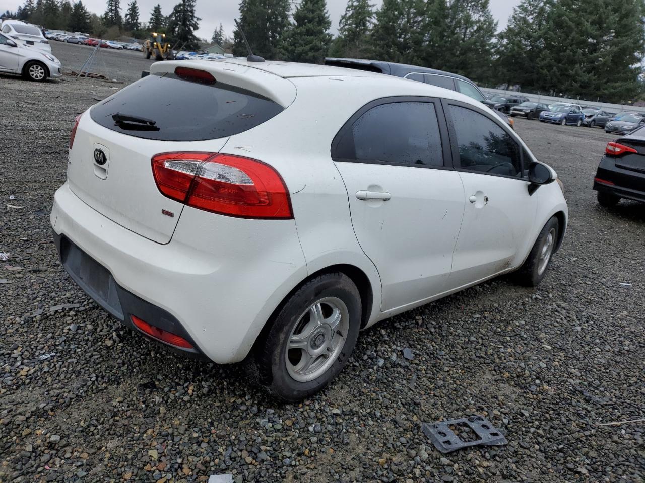 Obraz 3 z 2015 KIA RIO LX 2015 z VIN KNADM5A39F6448008