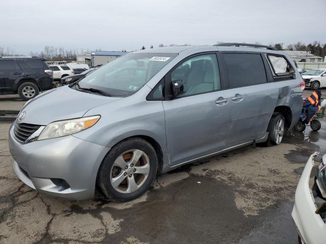 Obraz 2011 TOYOTA SIENNA LE 2011
