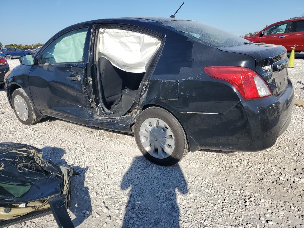 Изображение 2 2019 NISSAN VERSA S 2019 с VIN 3N1CN7APXKL830030
