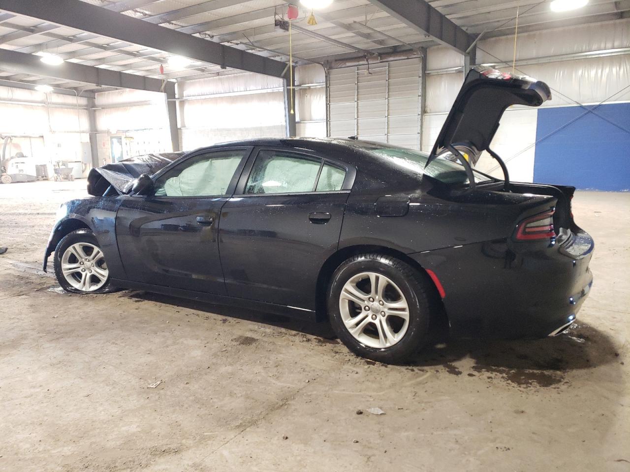 Obraz 2 z 2022 DODGE CHARGER SXT 2022 z VIN 2C3CDXBGXNH145283