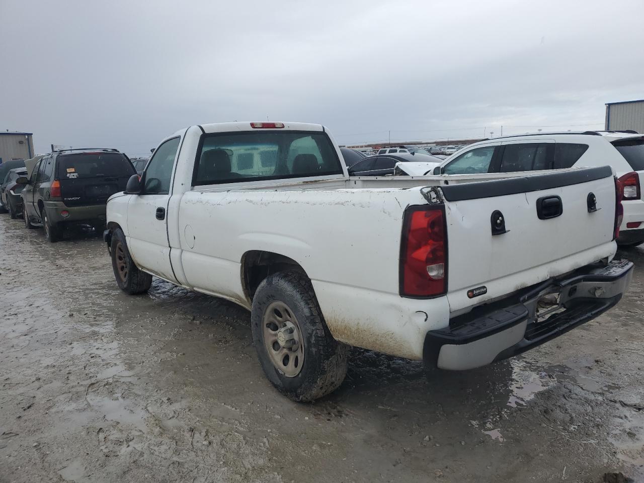 Image 2 of 2006 CHEVROLET SILVERADO C1500 2006 with VIN 1GCEC14X16Z265427