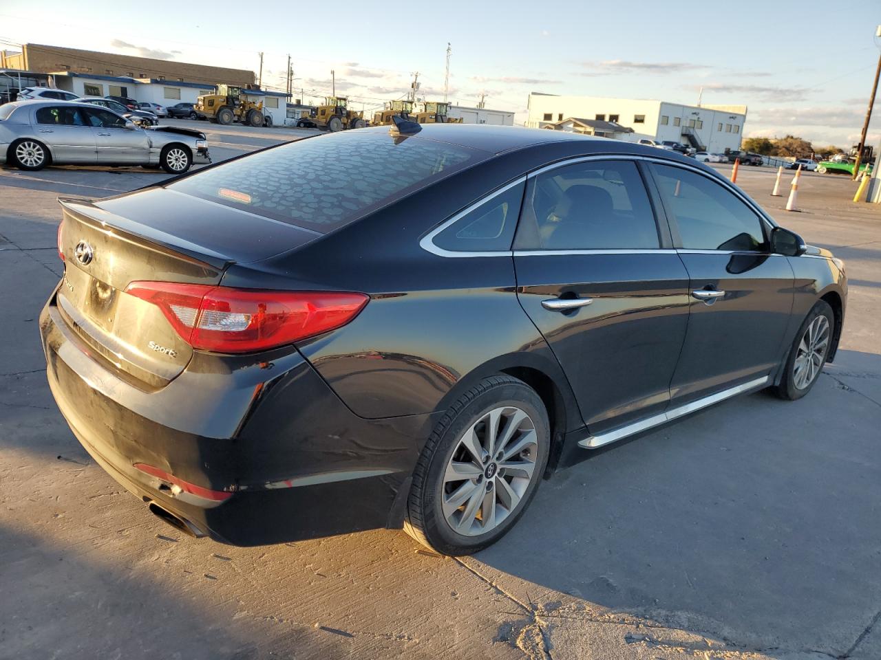 Obraz 3 z 2017 HYUNDAI SONATA SPORT 2017 z VIN 5NPE34AF8HH477832