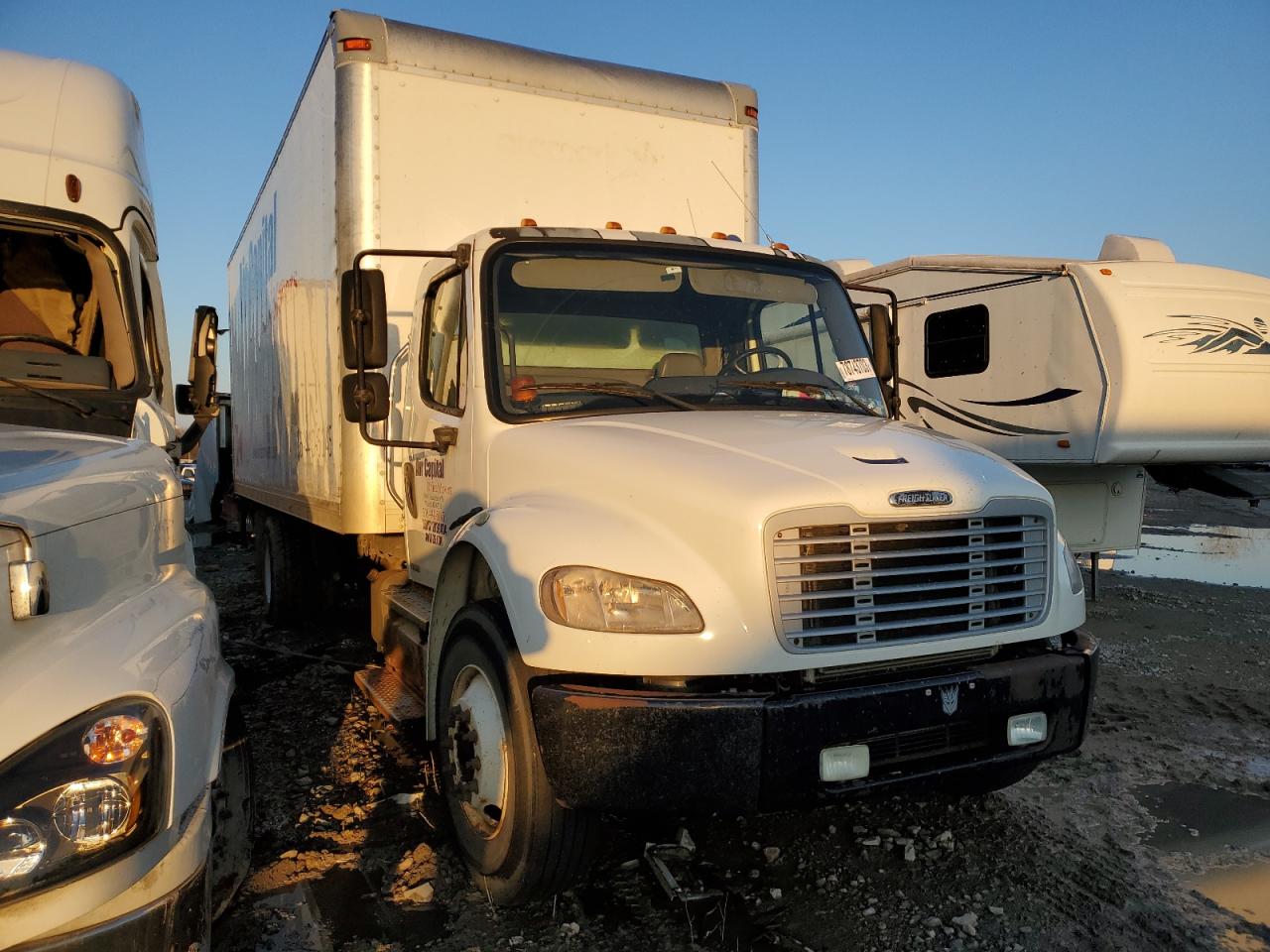 Image 1 of 2011 FREIGHTLINER M2 106 MEDIUM DUTY 2011 with VIN 1FVACWDT1BDBB7930