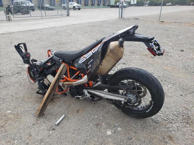 Image 3 of 2022 KTM 690 SMC R 2022 with VIN VBKLSV401NM735938