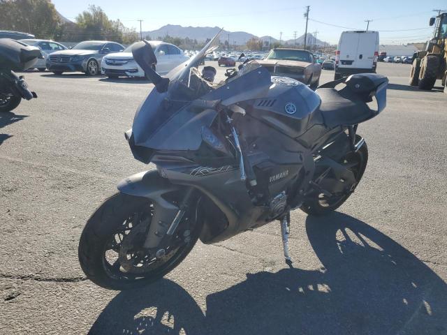 Изображение 2 2016 YAMAHA YZFR1  2016 с VIN JYARN39E0GA001934