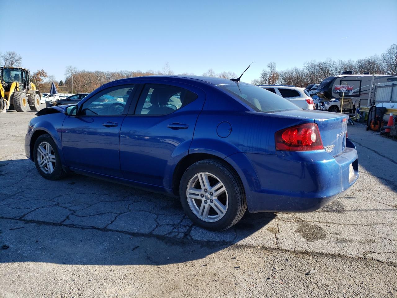 Изображение 2 2013 DODGE AVENGER SXT 2013 с VIN 1C3CDZCB9DN576833