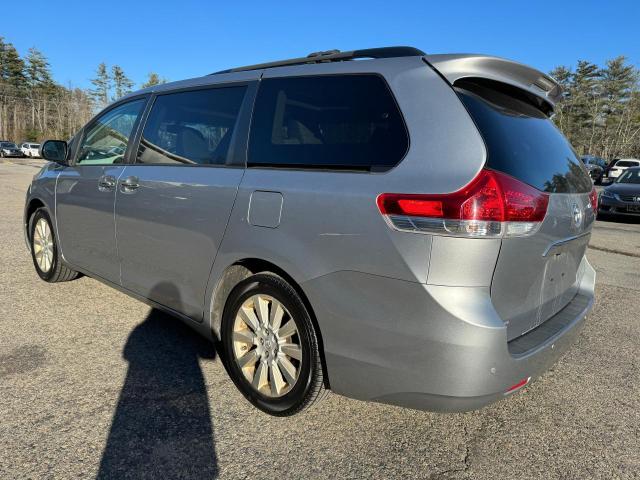 Image 3 of 2011 TOYOTA SIENNA XLE 2011 with VIN 5TDDK3DC4BS010693