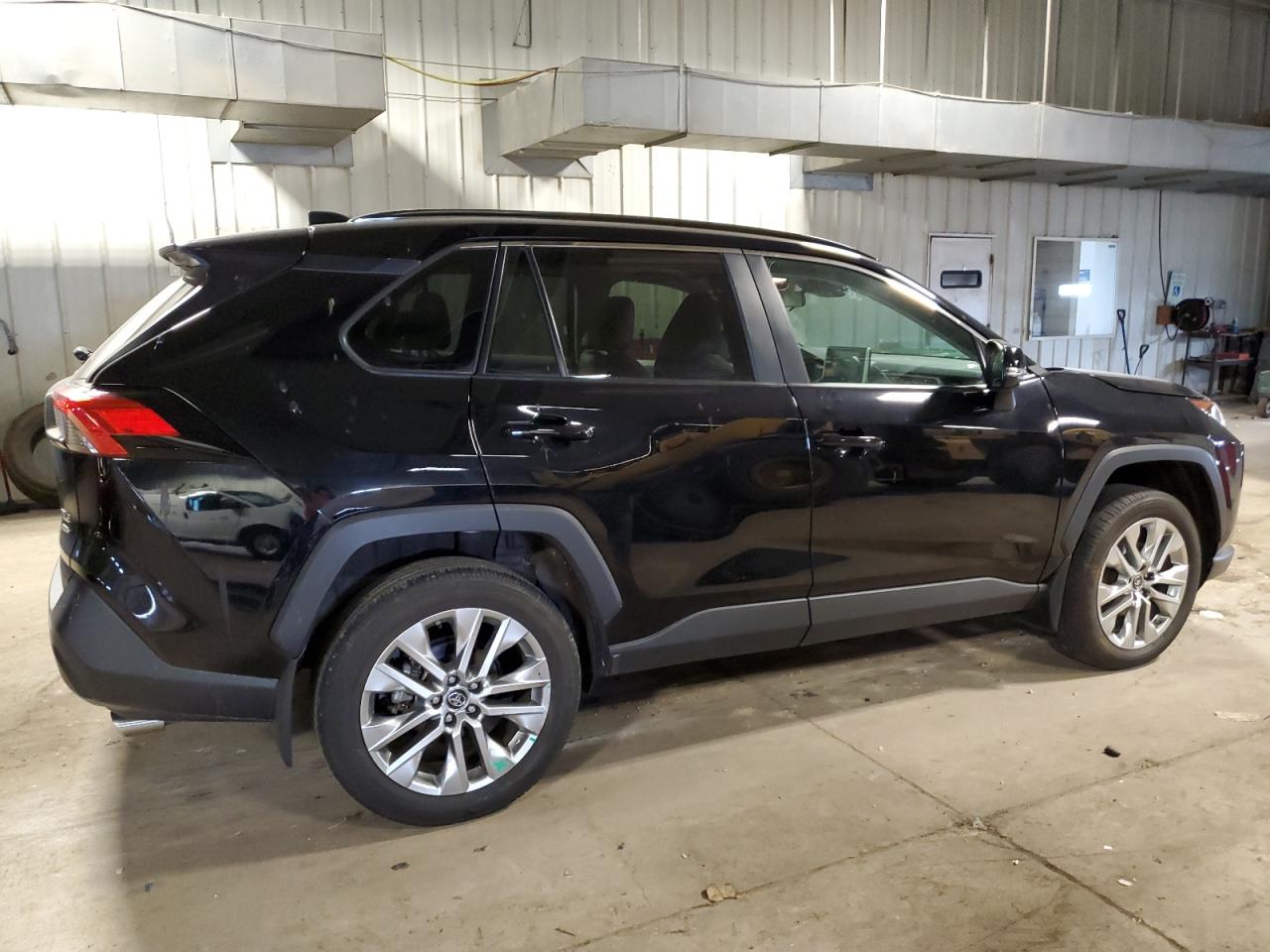 Image 3 of 2019 TOYOTA RAV4 XLE PREMIUM 2019 with VIN 2T3A1RFV8KW079876