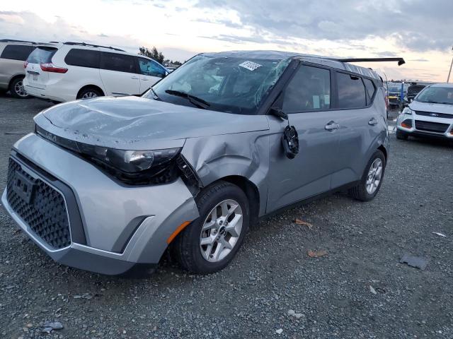 Изображение 1 2023 KIA SOUL LX 2023 с VIN KNDJ23AU2P7848223