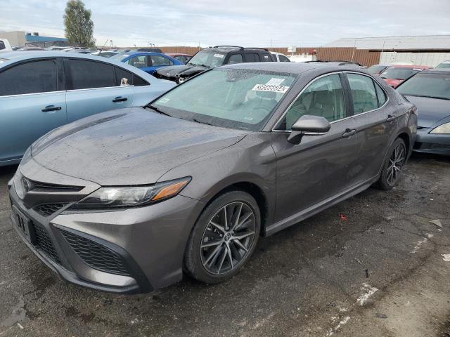 Изображение 1 2022 TOYOTA CAMRY SE 2022 с VIN 4T1G11AK6NU681035