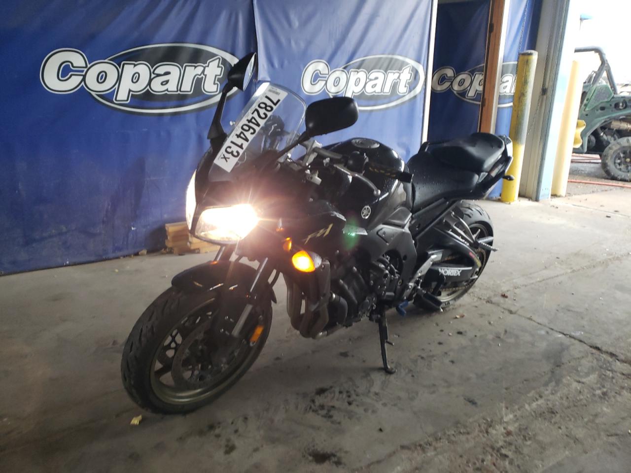 Изображение 2 2009 YAMAHA FZ1 S 2009 с VIN JYARN17E59A006234