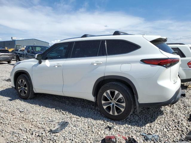 Image 2 of 2021 TOYOTA HIGHLANDER XLE 2021 with VIN 5TDHZRBH5MS539216