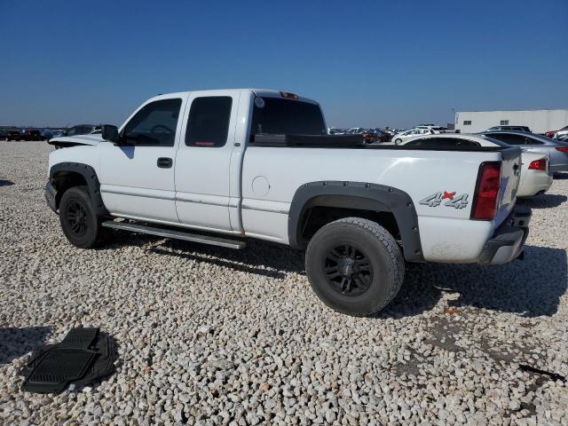 Image 2 of 2004 CHEVROLET SILVERADO K1500 2004 with VIN 1GCEK19T24E330380