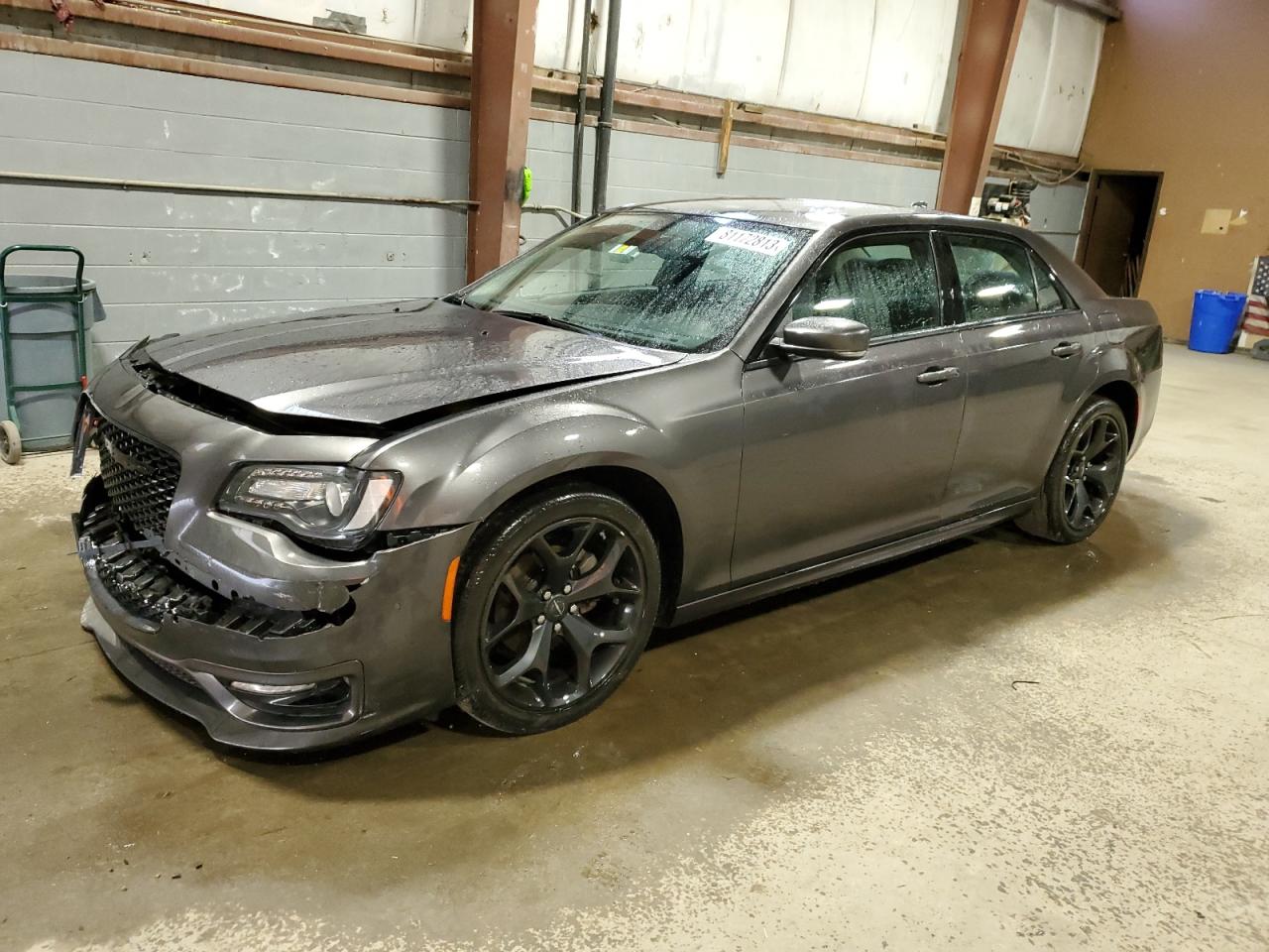 Image 1 of 2022 CHRYSLER 300 TOURING L 2022 with VIN 2C3CCADG5NH236863