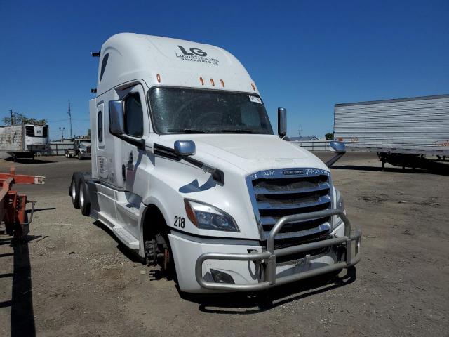 Image 1 of 2019 FREIGHTLINER CASCADIA 126  2019 with VIN 1FUJHHDR9KLKR1757