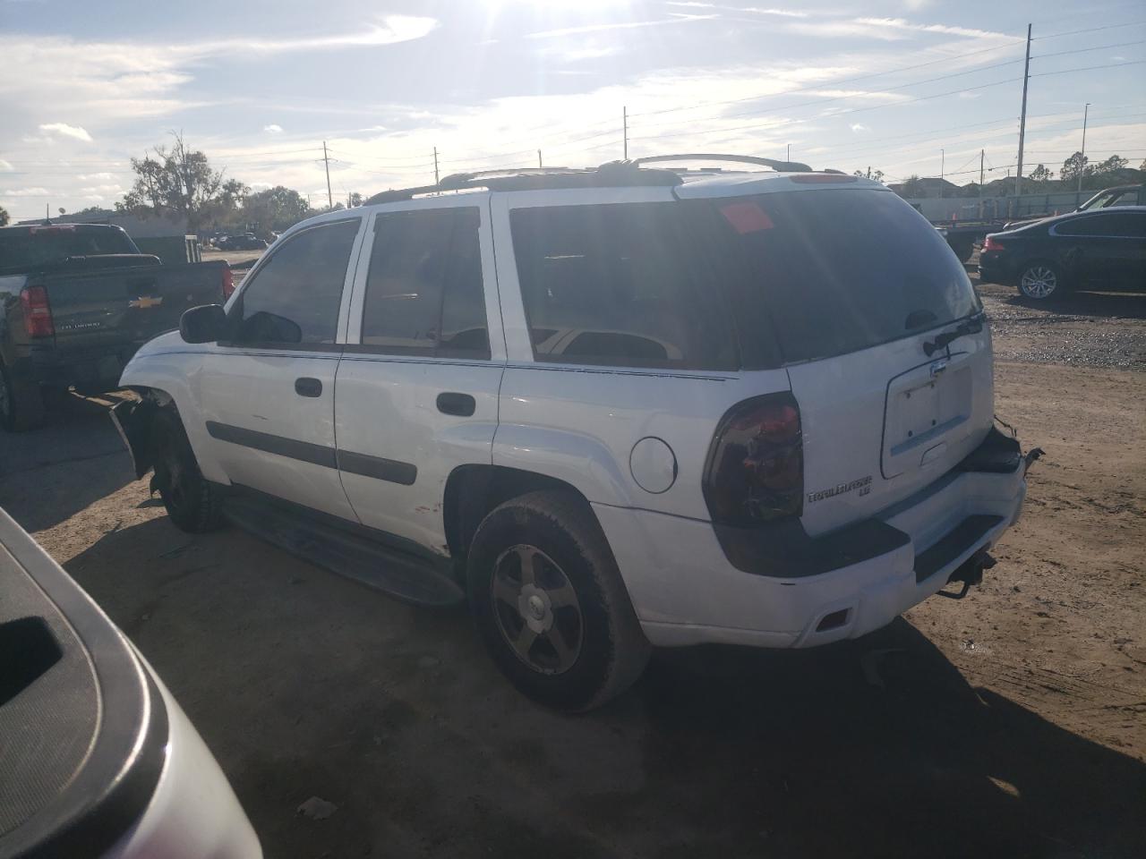 Obraz 2 z 2005 CHEVROLET TRAILBLAZER LS 2005 z VIN 1GNDS13S052243129