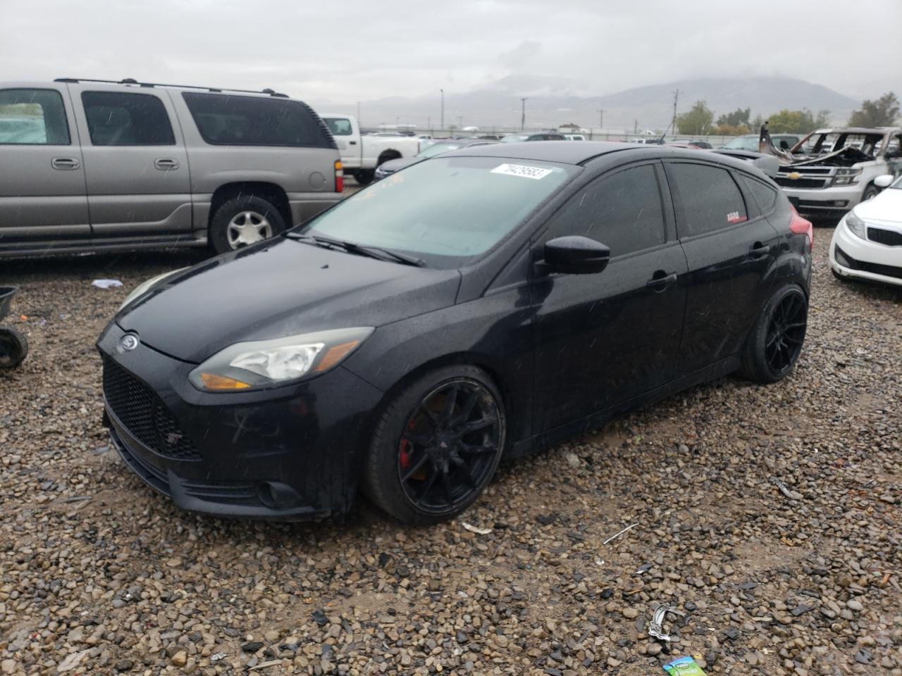 Image 1 of 2014 FORD FOCUS ST 2014 with VIN 1FADP3L9XEL321841