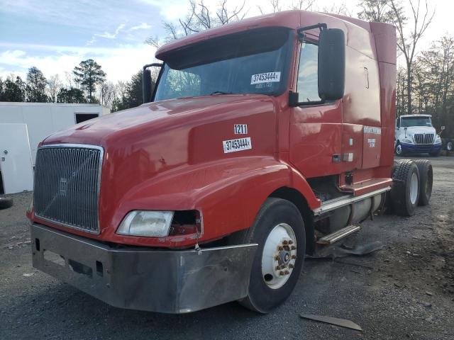 Image 2 of 1998 VOLVO VN  1998 with VIN 4VG7DAGGXWN745644