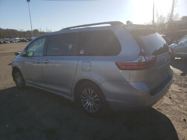 Obraz 2 z 2020 TOYOTA SIENNA XLE 2020 z VIN 5TDYZ3DC0LS046315