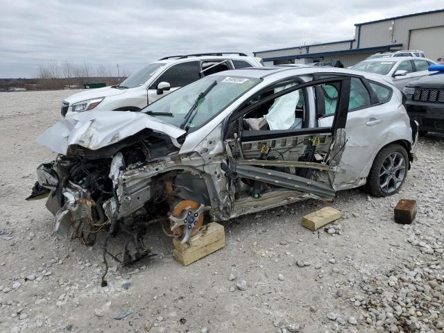 Image 1 of 2013 FORD FOCUS SE 2013 with VIN 1FADP3K21DL183240