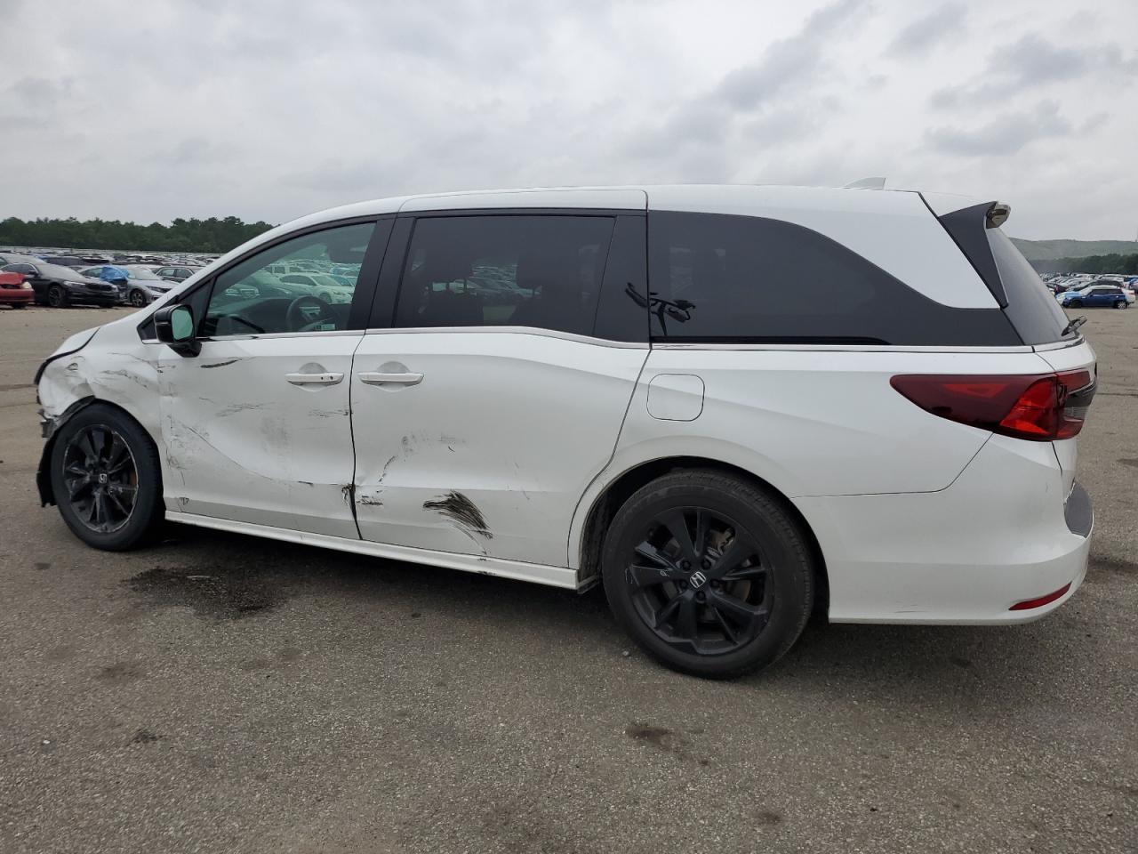 Image 2 of 2023 HONDA ODYSSEY SPORT-L 2023 with VIN 5FNRL6H74PB004065