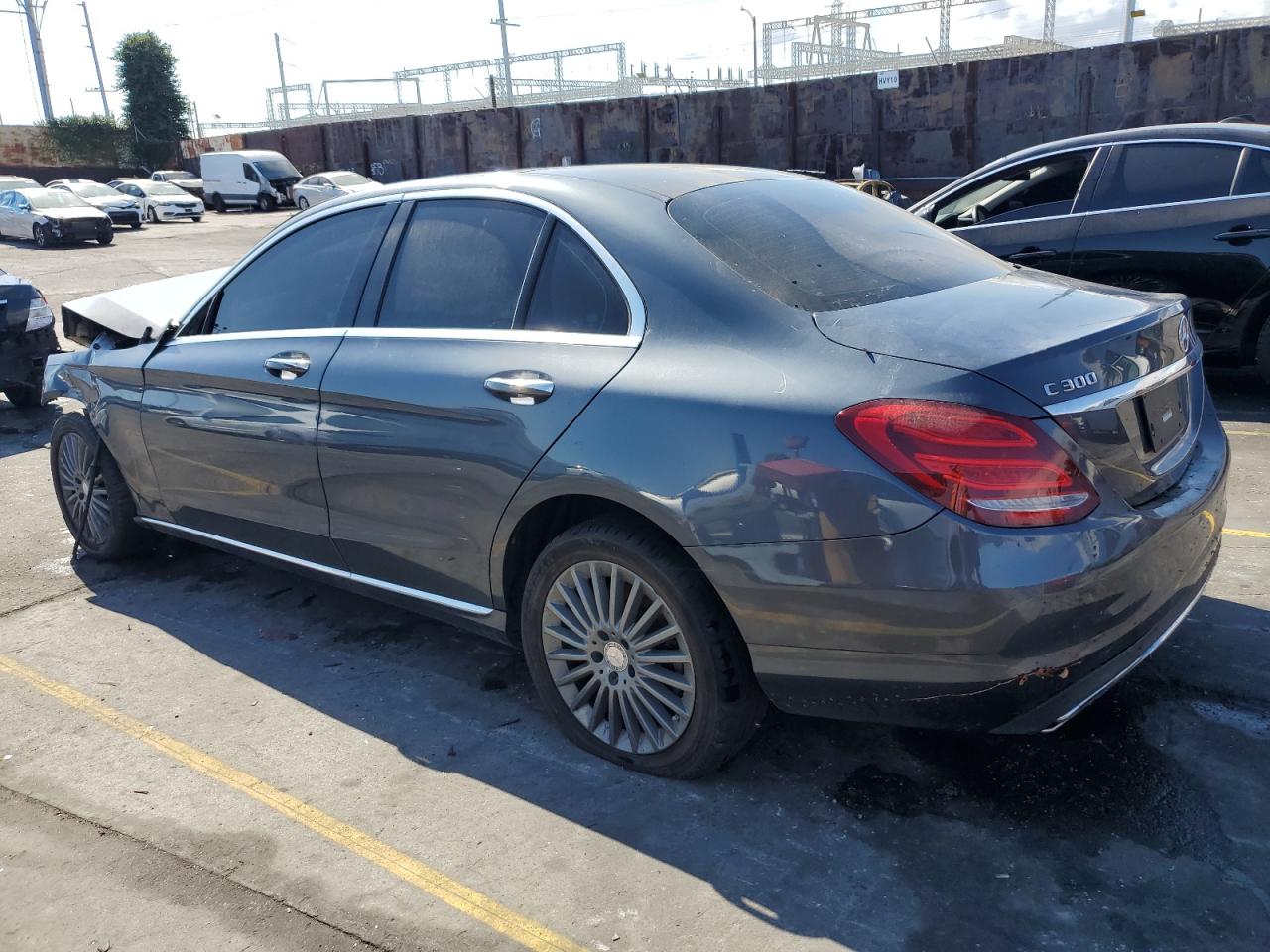 Image 2 of 2015 MERCEDES-BENZ C 300 4MATIC 2015 with VIN 55SWF4KB2FU038997