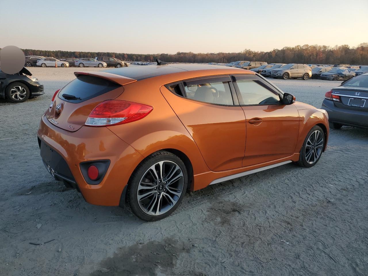 Image 3 of 2016 HYUNDAI VELOSTER TURBO 2016 with VIN KMHTC6AE3GU265091