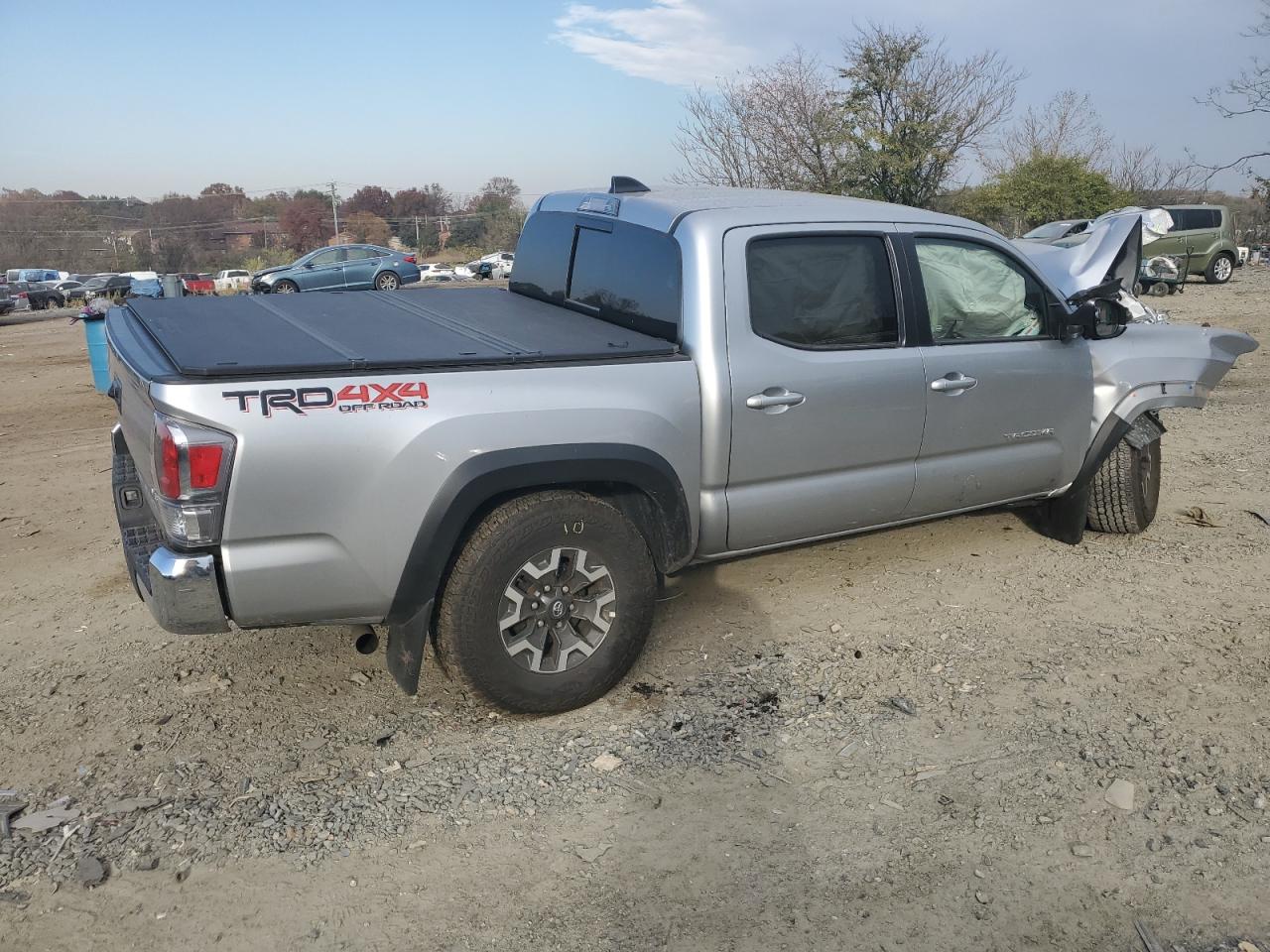 Obraz 3 z 2023 TOYOTA TACOMA DOUBLE CAB 2023 z VIN 3TYCZ5AN4PT130708