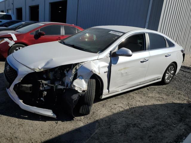 Image 1 of 2017 HYUNDAI SONATA HYBRID 2017 with VIN KMHE24L13HA045818
