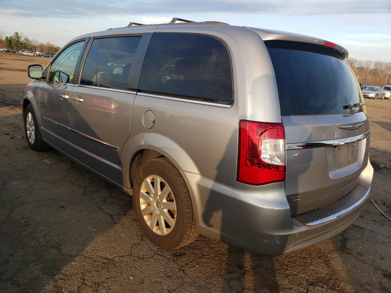 Изображение 2 2016 CHRYSLER TOWN & COUNTRY TOURING 2016 с VIN 2C4RC1BGXGR290200