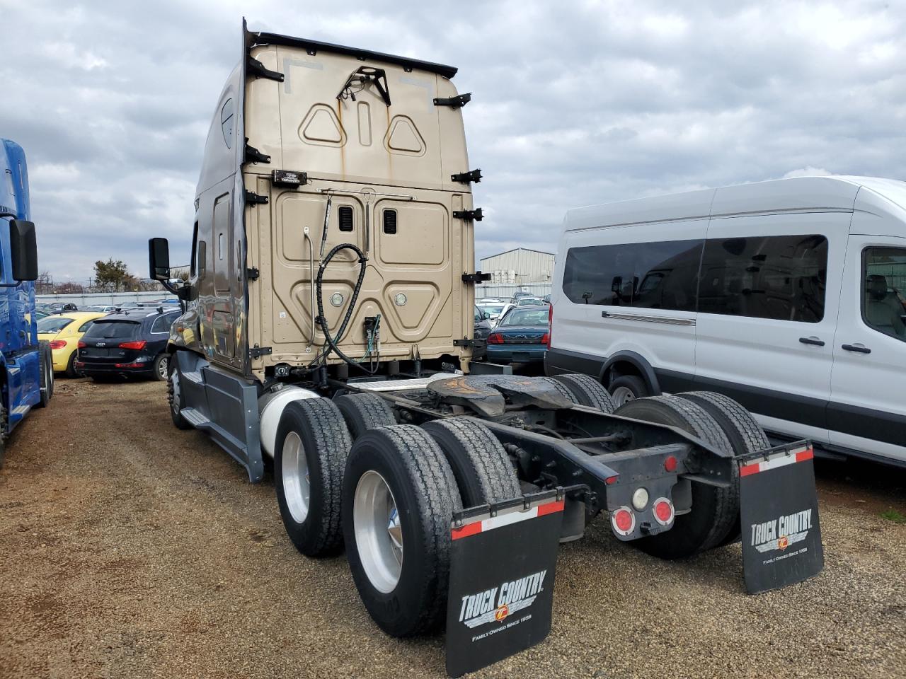 Image 3 of 2016 FREIGHTLINER CASCADIA 125  2016 with VIN 3AKJGLD51GSGS8035