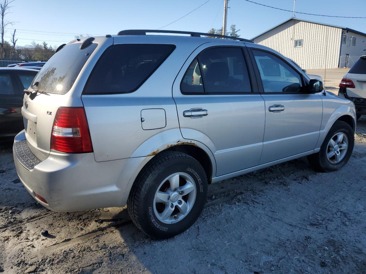 Изображение 3 2009 KIA SORENTO LX 2009 с VIN KNDJC735095870889