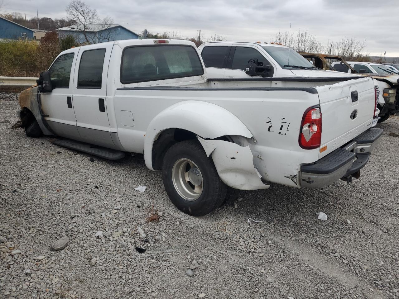 Obraz 3 z 2001 FORD F350 SUPER DUTY 2001 z VIN 1FTWW32F41EB68725