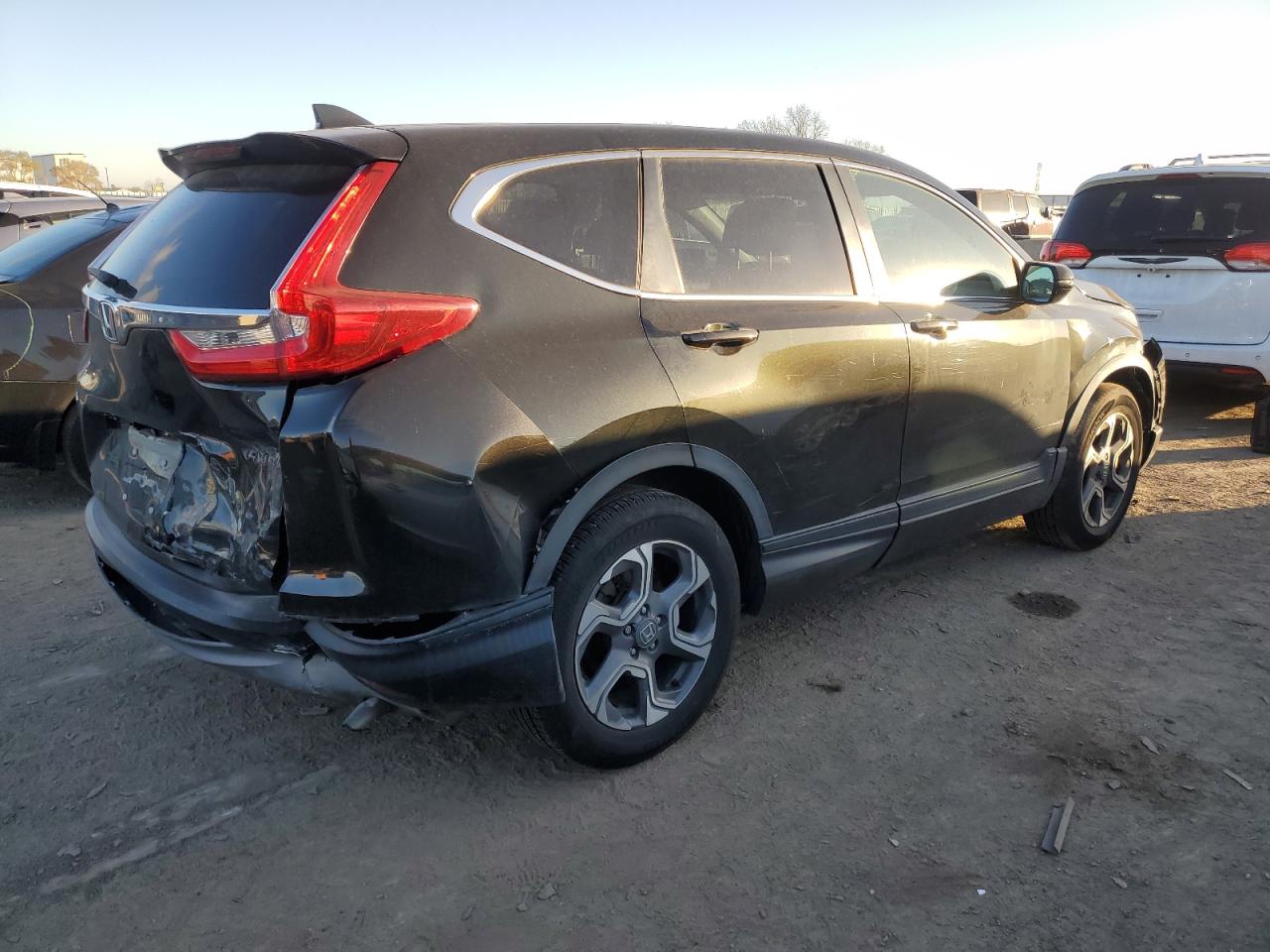 Image 3 of 2019 HONDA CR-V EX 2019 with VIN 7FARW2H59KE007281