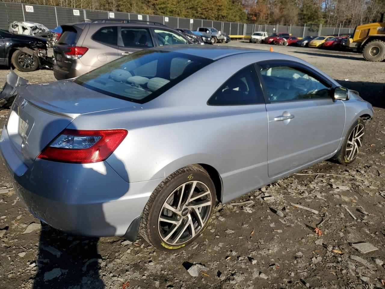 Изображение 3 2011 HONDA CIVIC LX 2011 с VIN 2HGFG1B68BH510822